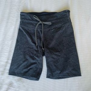 Rabbit EZ Short Tight in grey